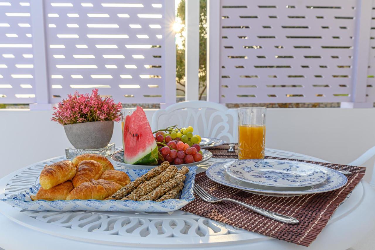 Dionisos Suites Lixouri Buitenkant foto