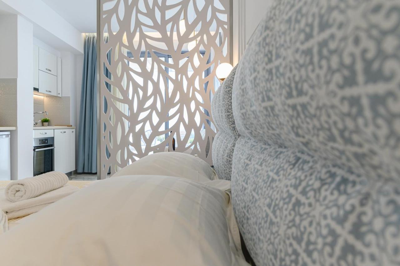 Dionisos Suites Lixouri Buitenkant foto