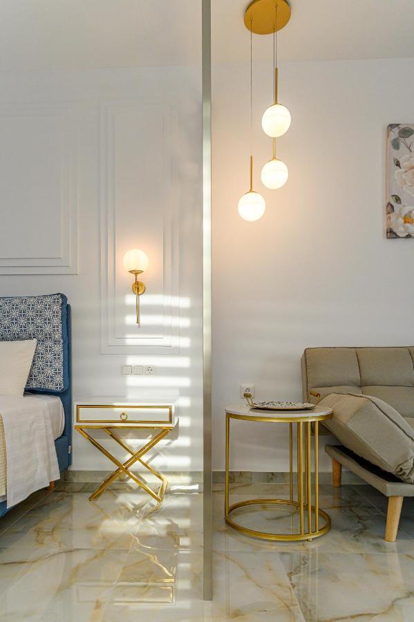 Dionisos Suites Lixouri Buitenkant foto